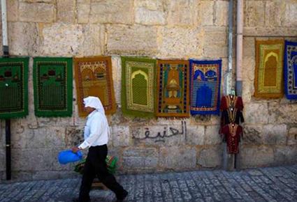رمضان في فلسطين: النكهة مختلفة رغم الأوضاع الصعبة